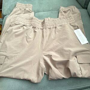 NWT 32 degrees tan nylon joggers size medium